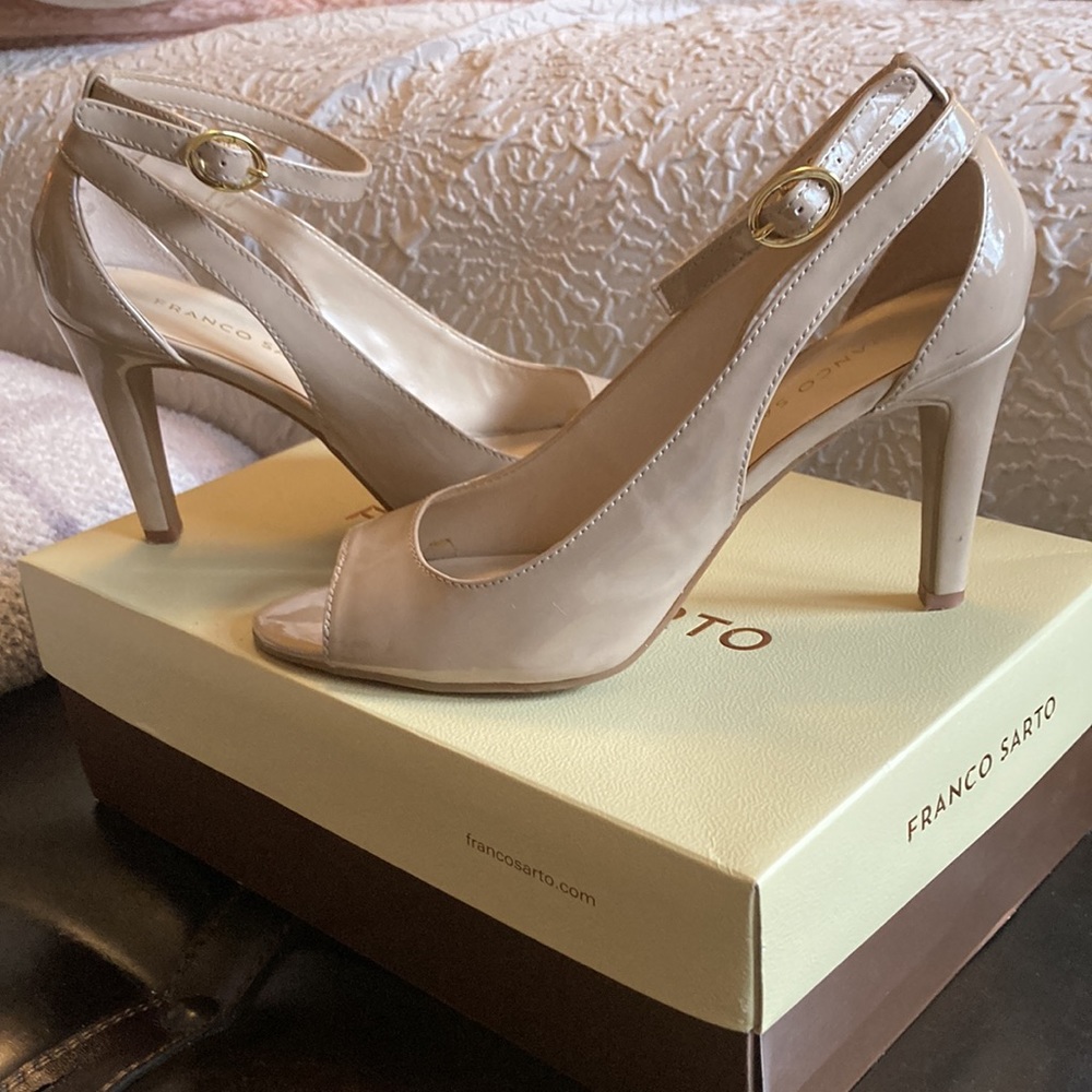 Womens franco sarto heeled dress shoe with ankle strap - Picture 3 of 5